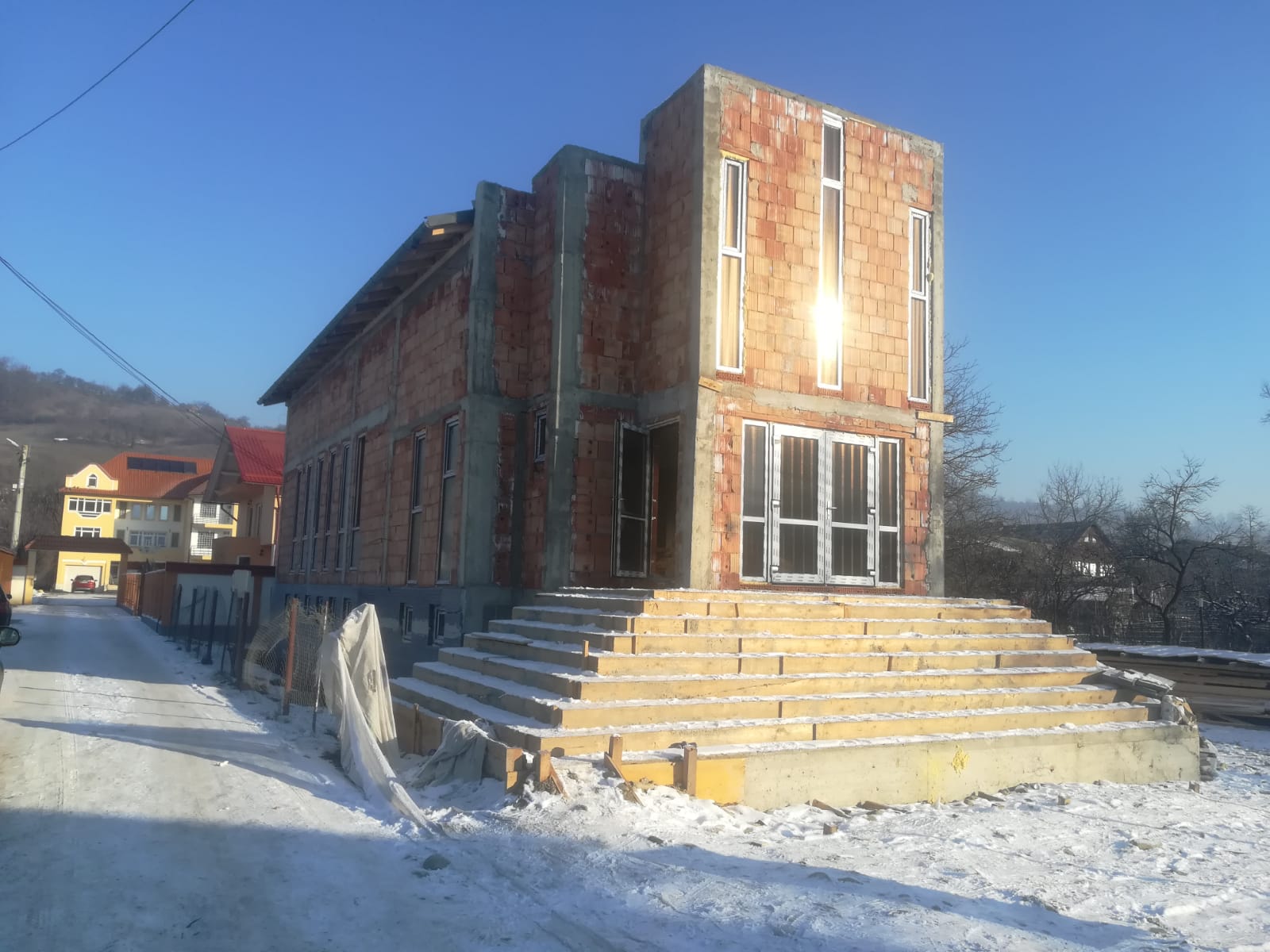 AV Construction 02 13